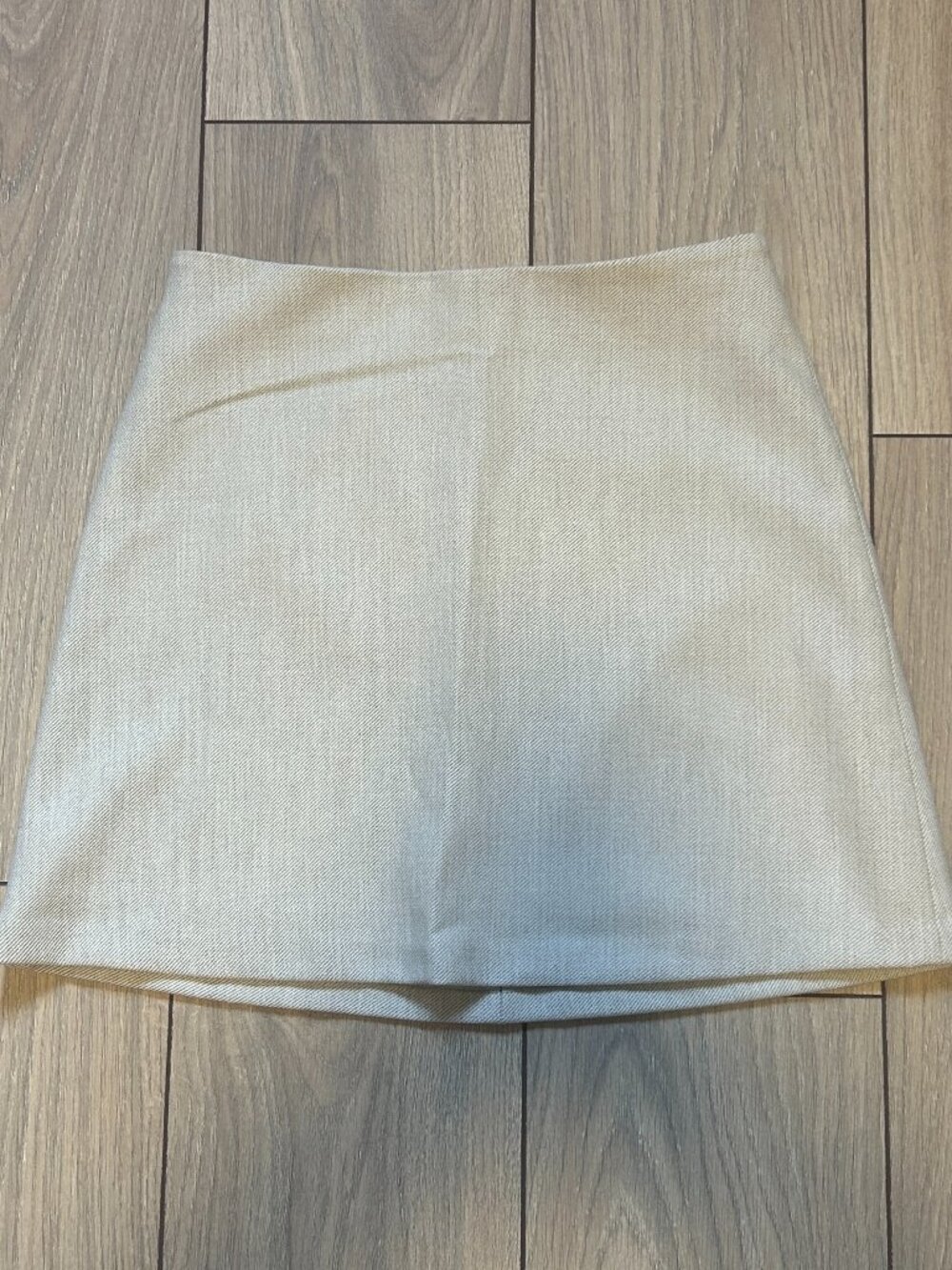 Aritzia Wilfred Skirt